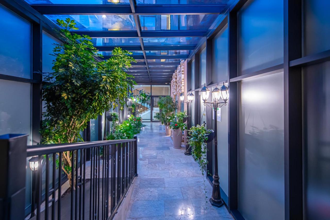 Reikartz Avlabari Tbilisi Hotel Ngoại thất bức ảnh