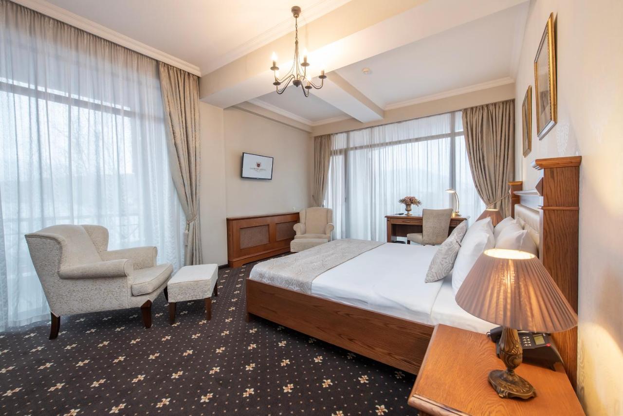 Reikartz Avlabari Tbilisi Hotel Ngoại thất bức ảnh